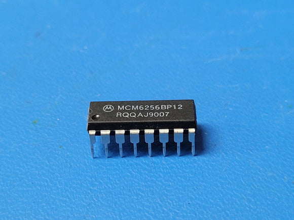 (2 PCS) MCM6256BP12 MOT IC DRAM 256KX1 120ns PDIP-16