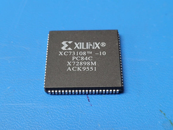(1 PC) XC73108-10PC84C XILINX OT PLD, 25ns, 108-Cell, CMOS, PLCC84