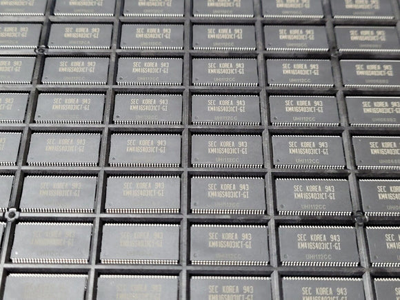 (2 PCS) KM416S4031CT-GI Synchronous DRAM 4MX16 6ns CMOS TSOP2-54