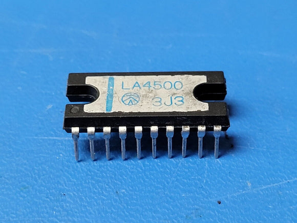 (1 PC) LA4500 SANYO Audio Amplifier 5.3W 2 Channel(s) 1 Func Bipolar PDIP20