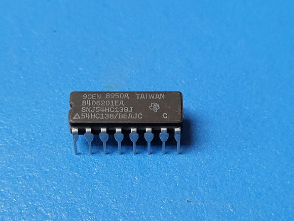 (1 PC) SNJ54HC138J TI Decoder/Demultiplexer Single 3-to-8 CDIP16