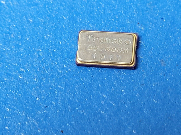 (1000 PCS) CSMB-F-18-30ET-25.000MHZ CRYSTAL 25.0000M 30/50 18PF -40/+85 ROHS