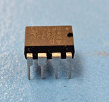 (5pcs) ADM663JN Fixed/Adjustable Positive Standard Regulator, 5V, CMOS, PDIP8