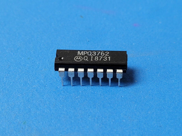 (1 PC) MPQ3762 MOT Power Bipolar Transistor, 1.5A 40V PNP PDIP14