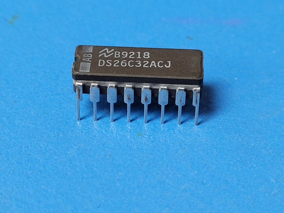 (1 PC) DS26C32ACJ NSC Line Receiver, 4 Func, 1 Rcvr, CMOS, CDIP16