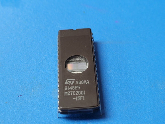 (1 PC) M27C2001-15F1 STMICRO UVPROM, 256KX8, 150ns, CMOS, CDIP32