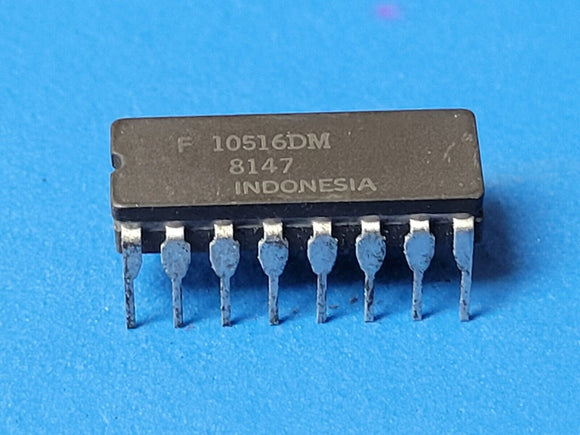 (1 PC) 10516DM FSC Line Receiver, 3 Func, 1 Rcvr, ECL, CDIP16