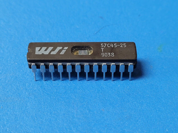 (2 PCS) WS57C45-25T WSI UVPROM, 2KX8, 12ns, CMOS, CDIP24