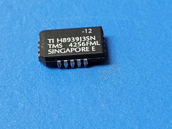 (2 PCS) TMS4256FML-12 TI Page Mode DRAM 256KX1 120ns MOS SOJ18