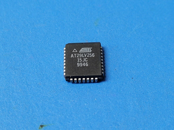 (2 PCS) AT29LV256-15JC ATMEL FLASH Memory IC 256Kbit Parallel 150 ns 32-PLCC