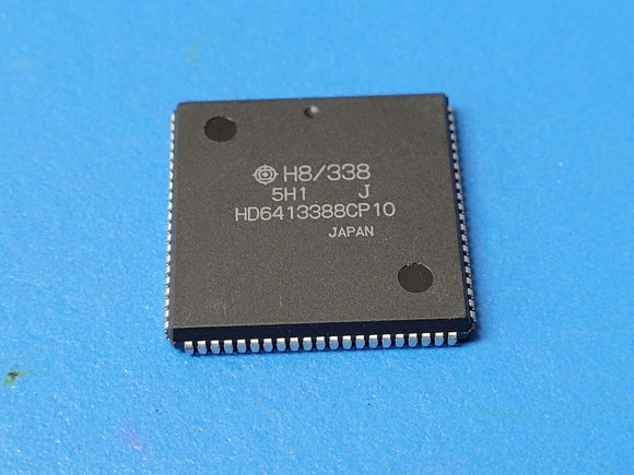 (1 PC) HD6413388CP10 HITACHI Microcontroller, 16-Bit, CMOS, PLCC84