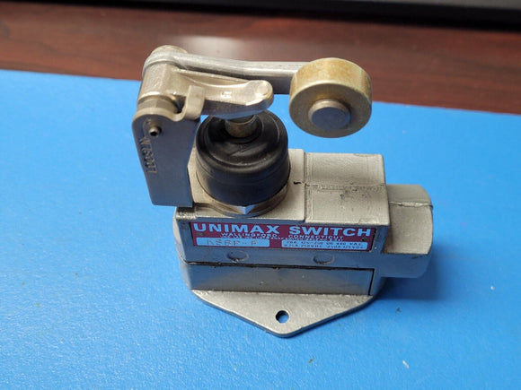 (1 PC) KSBP-F UNIMAX switch snap action full size 20A