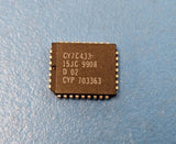 (3pcs) CY7C433-15JC FIFO, 4KX9, 15ns, Asynchronous, CMOS, PLCC32