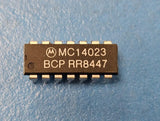 (15PCS) MC14023BCP Motorola NAND Gate, 3-Func, 3-Input, CMOS, PDIP14