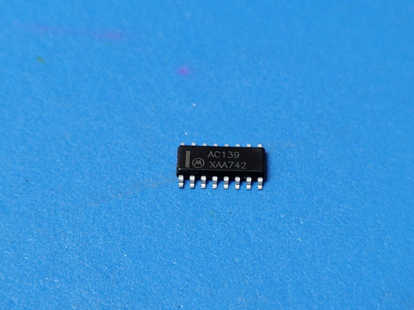 (10 PCS) MC74AC139D, MC74AC139DR2 Decoder/Demultiplexer 1 x 2:4 16-SOIC