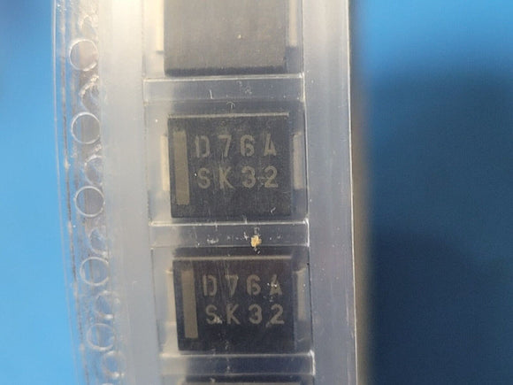(10 PCS) SK32 DIODES INC Schottky Diode 20 V 3A DO-214AB SMC