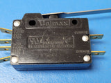 (1 PC) UNIMAX DAT SNAP ACTION LIMIT SWITCH 15A, 3/4 HP, 125VAC, 1 1/2 HP, 250VAC