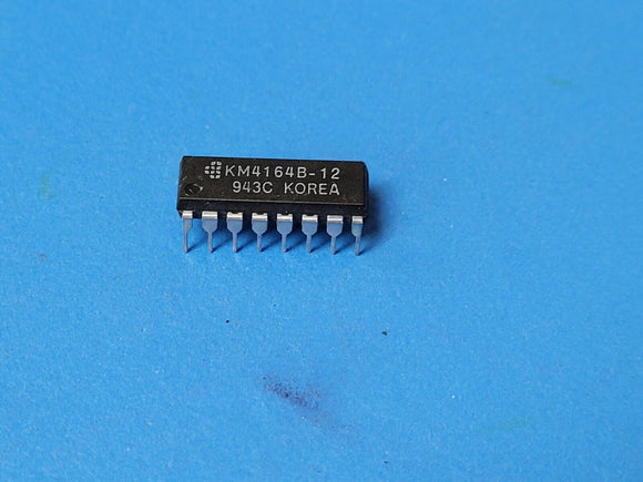 (2 PCS) KM4164BP-12 SAMSUNG Page Mode DRAM, 64KX1, 120ns, NMOS, PDIP16