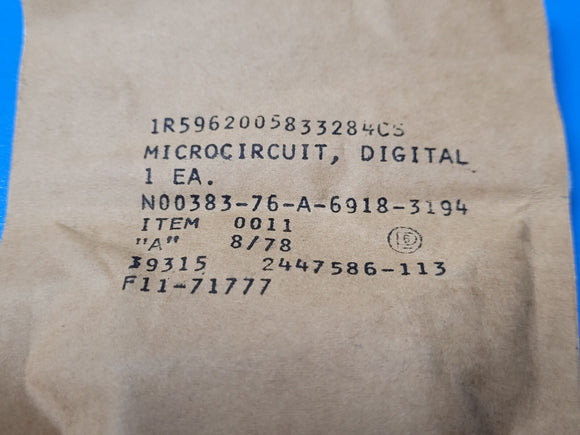 (1 PC) 5962-00-583-3284 (2447586-113) Microcircuit, Digital