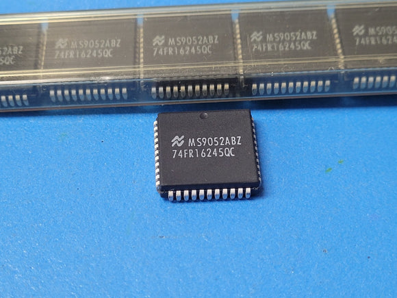 (1 PC) 74FR16245QC NSC Bus Transceivers 16-Bit Transceiver, PLCC-44 Obsolete