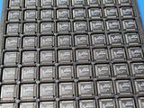 (2 PCS) ISPLSI2032-110LT44 LATTICE EE PLD, 13ns, 32-Cell, CMOS, PQFP44