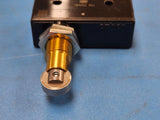 (1) Z-15GQ22-B OMRON Snap Acting/Limit Switch, SPDT, 15A, 14VDC, Roller Plunger