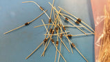 (26 PCS) SR204 DIODES INC Diode Schottky 40V 2A 2-Pin DO-15