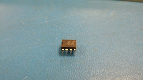 (10 PCS) LM311N MOT  Comparator, 1 Func, 10000uV Offset-Max, BIPolar, PDIP8