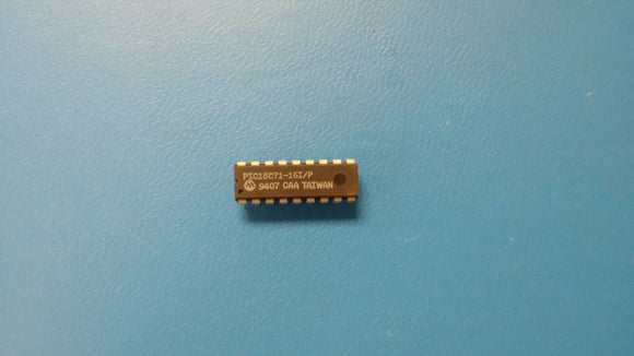 (1 PC) PIC16C71-16I/P MICROCHIP 8-BIT, OTPROM, 16MHz, MICROCONTROLLER, PDIP18
