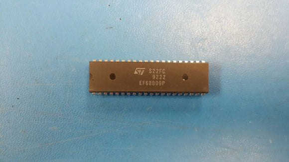 (2 PCS) EF68B09P ST MICRO 8-BIT, 2MHz, MOS, MICROPROCESSOR, PDIP40