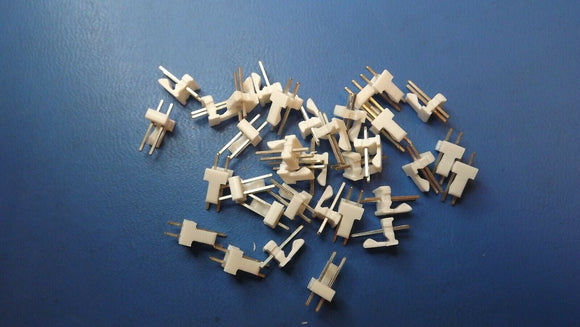 (25 PCS) 640456-2 TYCO CONN HEADER VERT 2POS .100 COPPER ALLOY TIN