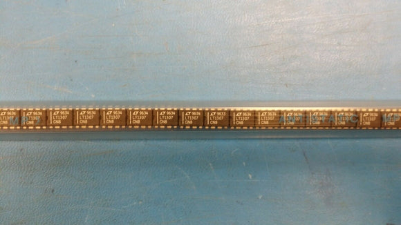 (2) LT1307CN8 Switching Voltage Regulator 1 Output 12v Max .92v Min .05mA Dip-8