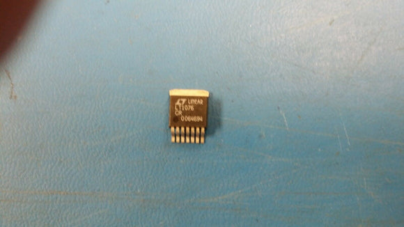 (1 PC) LT1076CR Switching Voltage Regulator 1.6A DDPAK-7