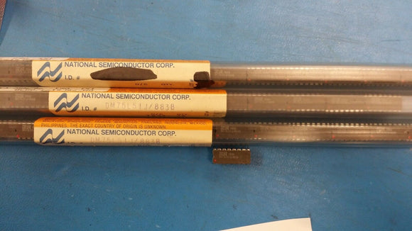 (1 PC) DM75L51J/883B NSC D Flip-Flop 4-Func Positive Edge Triggered TTL CDIP14