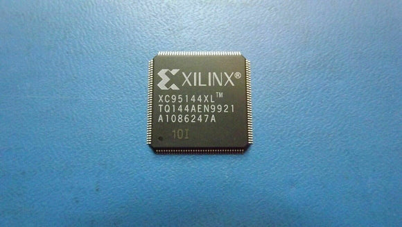 (1PC) XC95144XL-10TQ144I XILINX IC CPLD 144MC 10NS 144TQFP