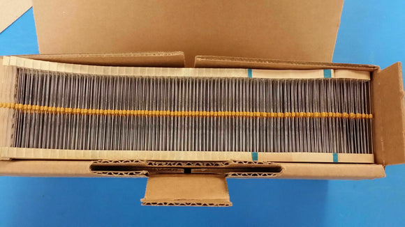 (100) SA105E103MAC AVX Cap Ceramic 0.01uF 50V Z5U 20% Axial 85°C