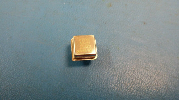 (2 PC) KHH1100-32.000MHZ KONY CRYSTAL OSCILLATOR 32 MHz HALF CAN 4 PIN THRU-HOLE