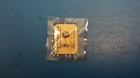 (1 PCS) 2N972 MOT Trans GP BJT PNP MESA 15V 0.2A 3-Pin TO-18