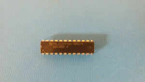 (10 PCS) PALCE22V10H-15PC/4 AMD EE PLD, 15ns, PAL-Type, CMOS, PDIP24