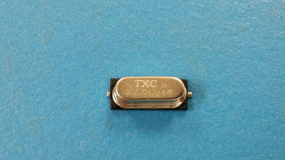 (10 PCS) 9C-27.000MAAJ-T TXC 27MHz ±30ppm Crystal 18pF 30 Ohms HC-49/US