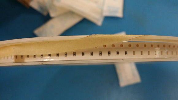 (1000PC) LI0603G121R-10 STEWARD Inductor Chip Bead 120Ohm 100MHz 700mA 0603 ROHS