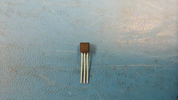 (25 PCS) DS2400 DALLAS SEMI Memory Circuit, 64X1, CMOS TO-92
