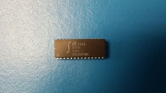 (1pc) 5962-8753101XX Asynchronous FIFO 4.5K (512 x 9) Uni-Directional 25MHz 30ns