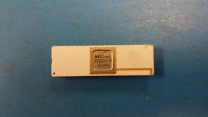 (1pc) D7220D & D7220D-2 CDIP40 High-Performance Display Controller IC