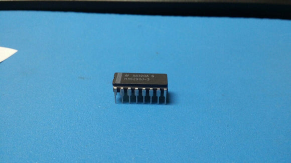 (2 pcs) MM5290J-3 NSC Page Mode DRAM, 16KX1, 200ns, MOS, CDIP16