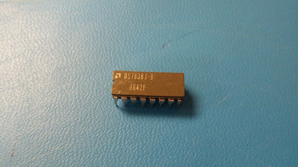 (1pc) DS7838J-B BUS TRANSCEIVER 16 Pin CDIP
