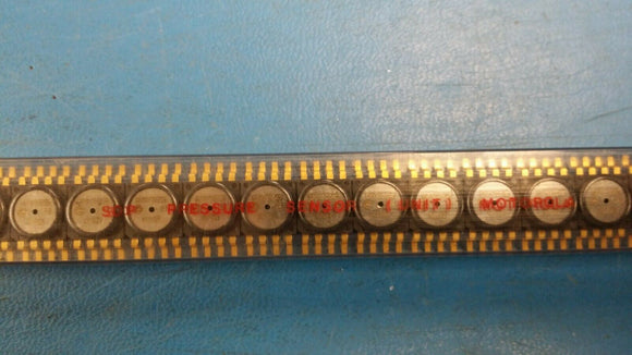 (1 PC) MPXV5004G6U MOTOROLA SENSOR GAUGE PRESS .57PSI MAX