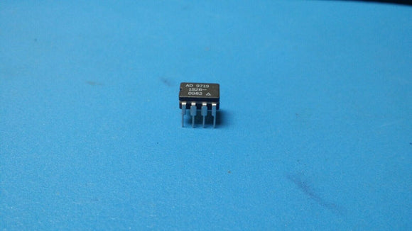(1PC) 1826-0982(OP37GZ) OP-AMP, 220uV OFFSET-MAX, 63MHz BAND WIDTH, CDIP8