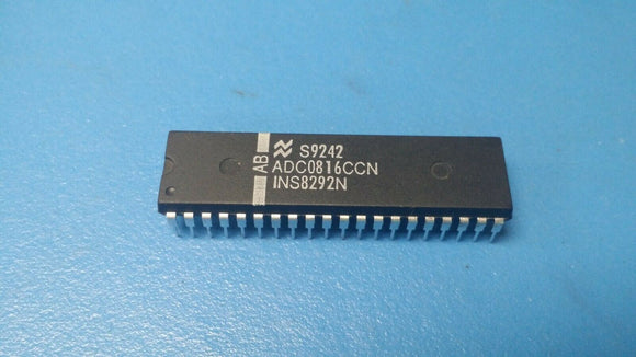 (1 PC) ADC0816CCN NSC 8 Bit Analog to Digital Converter 16 Input 1 SAR 40-DIP