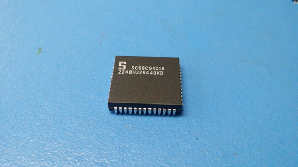 (1 PC) SC68C94C1A Serial I/O Controller, 4 Channel(s), 0.125MBps, CMOS, PLCC52